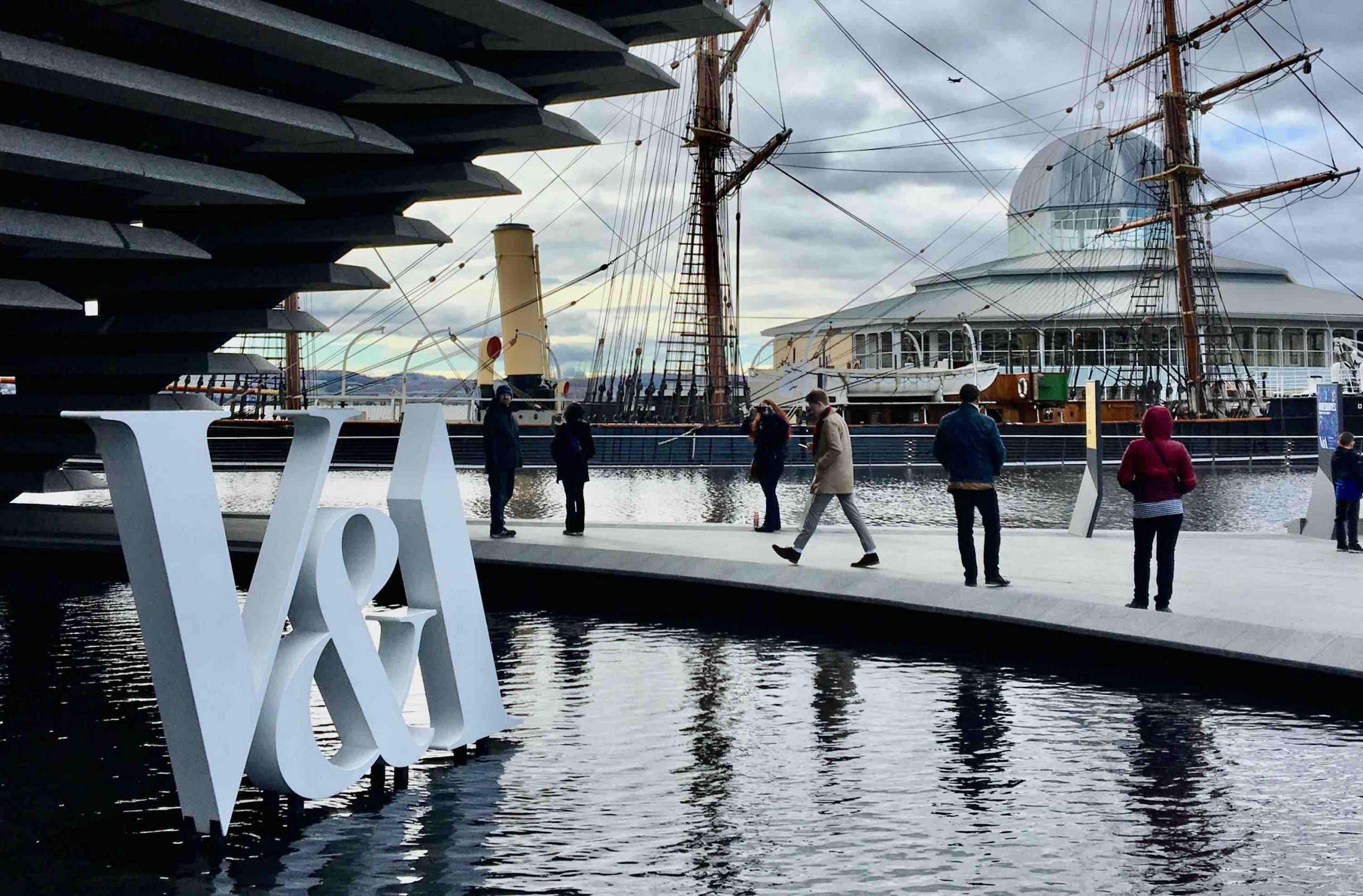 v&a-dundee-seasyde-house-art-location