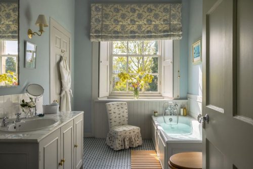 Tay View bathroom